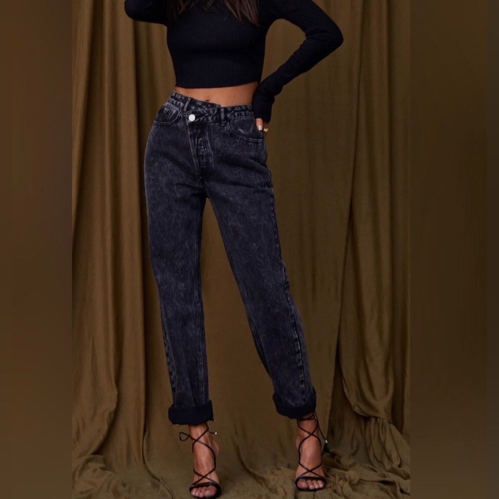NWT 12TH TRIBE Dylan Black Asymmetrical  Boyfriend Jeans Size 26